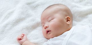 El Bebé no Abre los Ojos